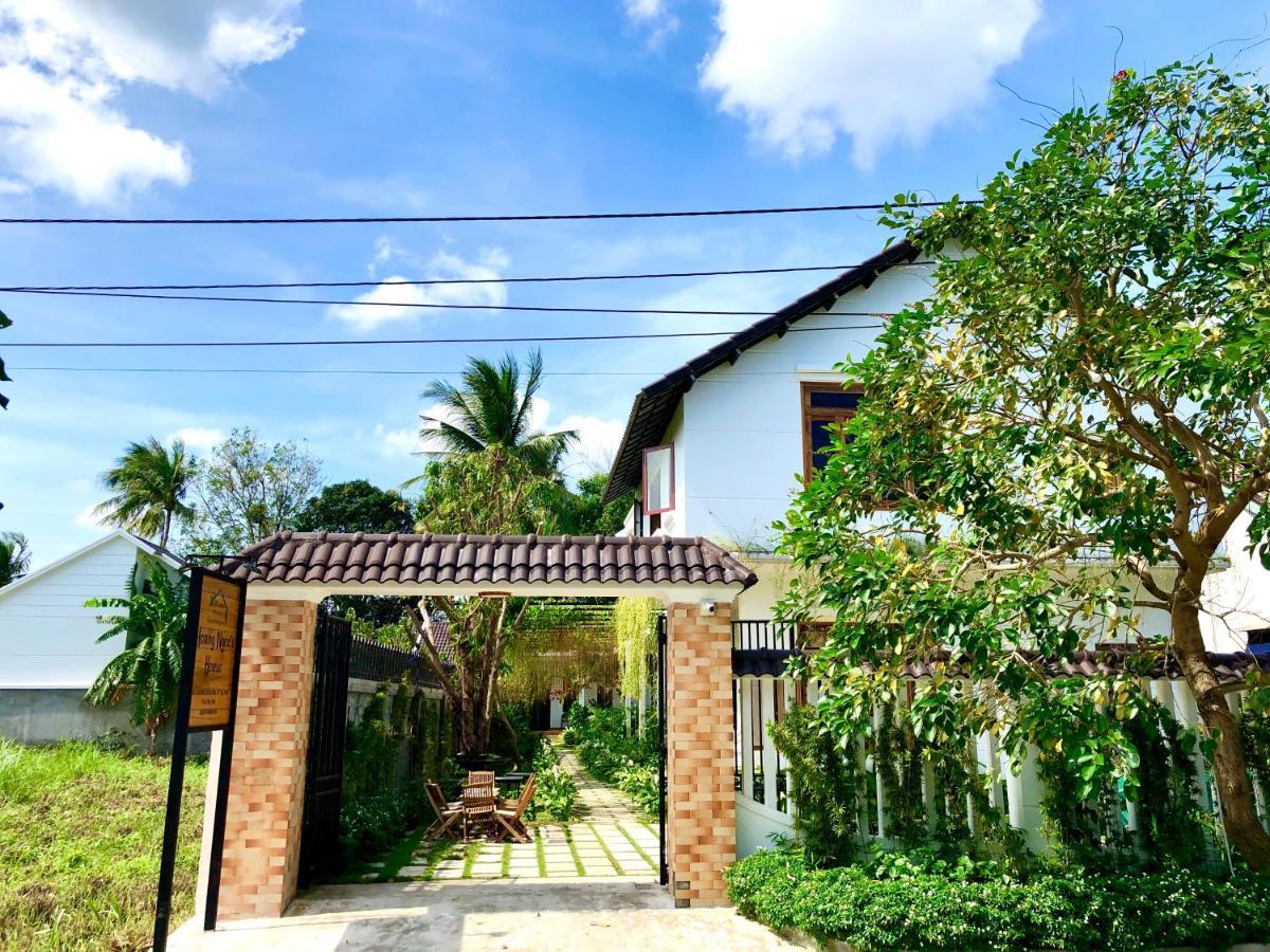Hoang Ngoc'S House 호텔 투이호아 외부 사진